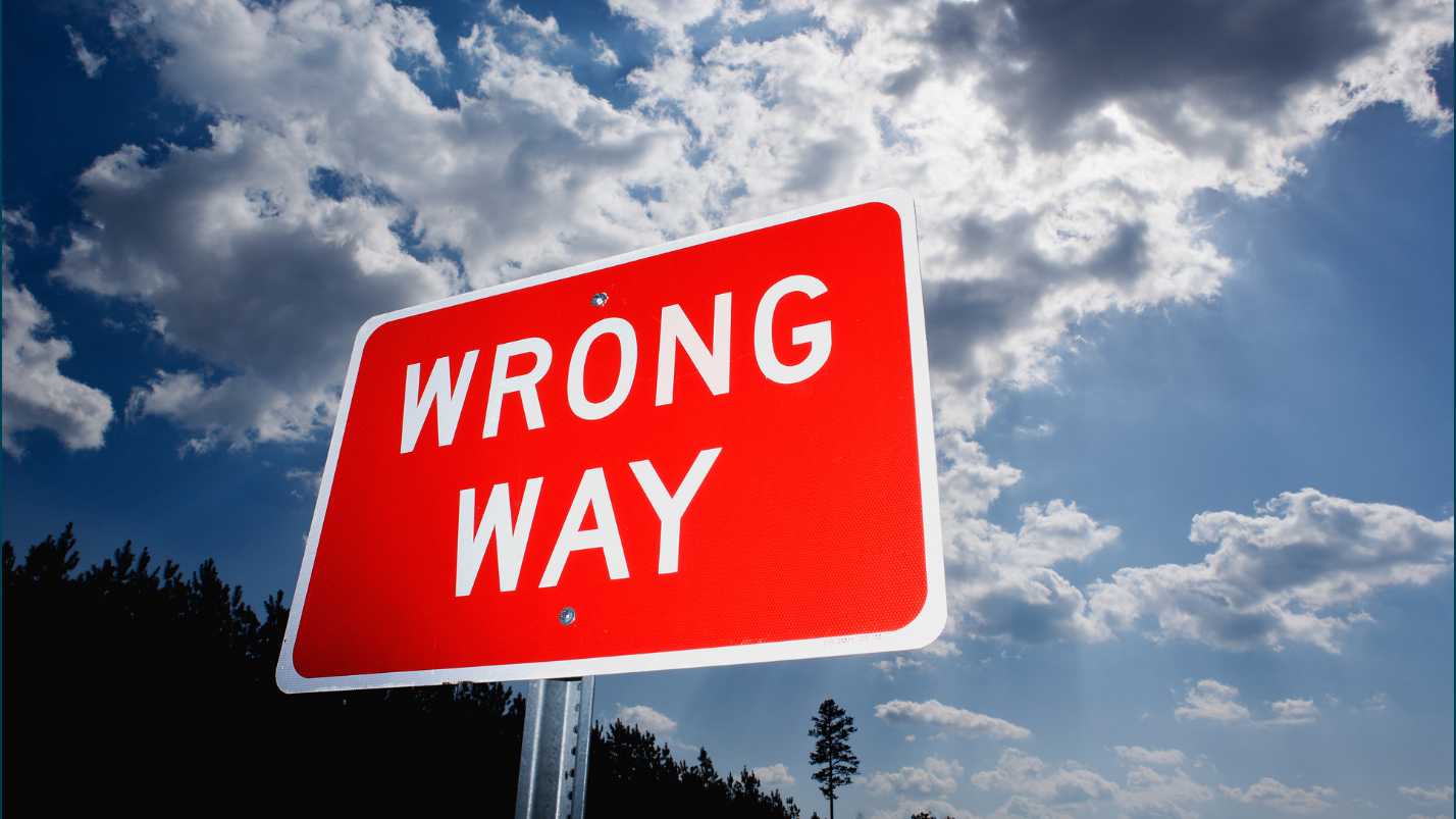 wrong way sign